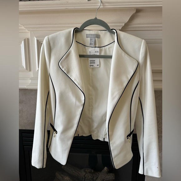 H&M Jackets & Blazers - H&M NWT White blazer with black trim detailing- Size 8